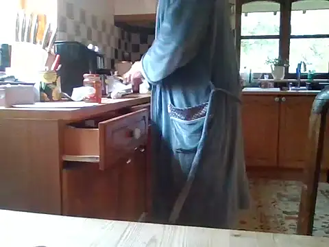 Snapshot of jakjak106 chatting on October 12, 2025, 9:08 am jakjak106 online show from October 12, 2025, 9:08 am