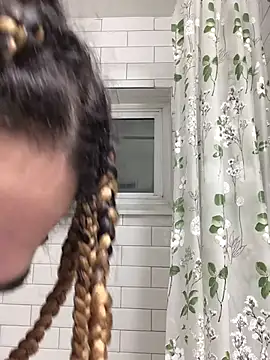 MelSaunders online show from December 31, 2024, 5:11 am