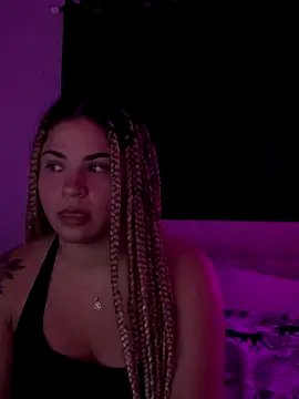 MelSaunders online show from October 20, 2025, 2:23 am