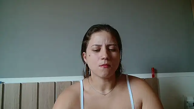 520 Loirex 741 online show from February 18, 2025, 8:25 pm