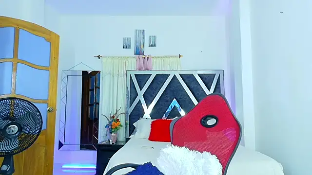 samantha-rose2 online show from April 2, 2026, 2:53 am