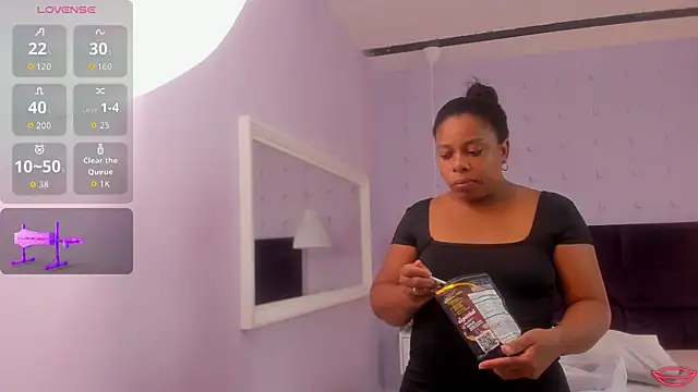 BrianaHazel online show from October 6, 2025, 11:24 pm