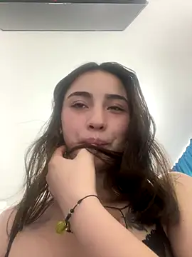 Damian n Maya online show from December 2, 2024, 11:18 pm