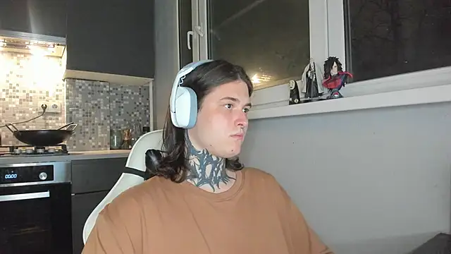  torfin  online show from February 16, 2025, 7:16 pm