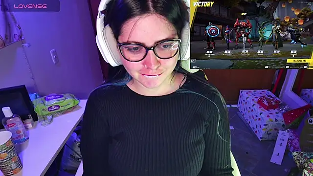 Vallolet Spencer online show from December 23, 2024, 5:28 am