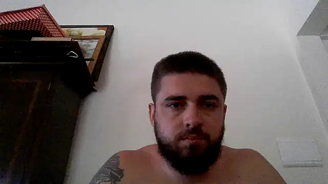 Dat1994 online show from February 25, 2025, 1:17 pm