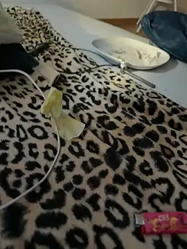 Snapshot of susilover6969x6969 chatting on March 9, 2025, 2:18 am susilover6969x6969 online show from March 9, 2025, 2:18 am