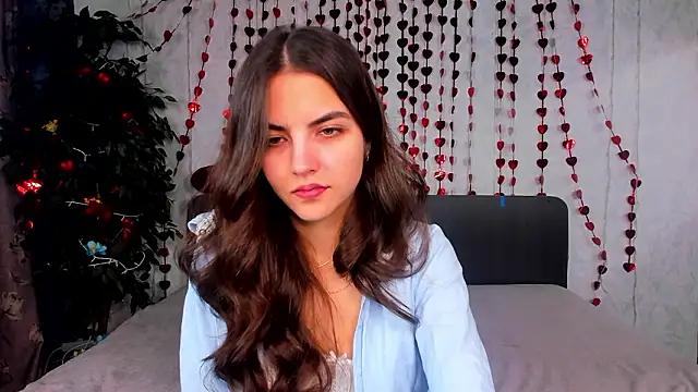 Milana Crystal  online show from February 9, 2026, 8:18 am