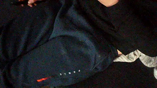 kiksnap-meistro5 online show from February 12, 2026, 8:15 pm