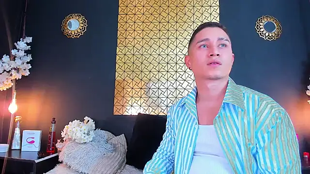 francesco evan online show from March 18, 2025, 7:42 pm