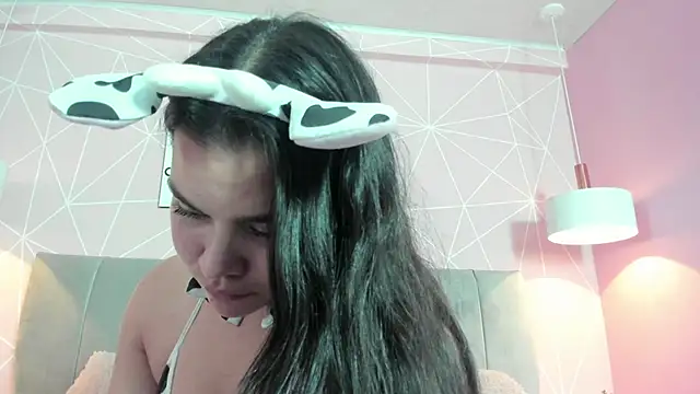 zara  sweet online show from February 25, 2025, 7:03 pm