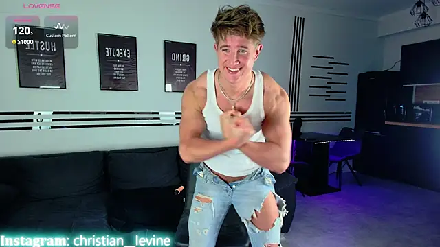 ChristianLevine  online show from January 24, 2025, 2:18 am