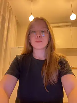 Eva Weyne online show from September 20, 2025, 6:31 pm