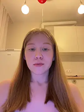 Eva Weyne online show from April 9, 2026, 8:47 pm