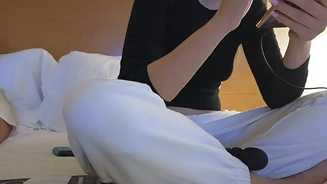 Mr-and-Mrs-Smith online show from February 26, 2025, 2:36 pm