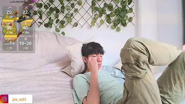 Levii Ackermann online show from February 10, 2025, 7:49 pm