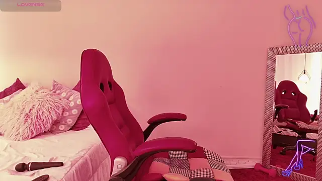 fransheska rossi online show from September 10, 2025, 12:38 pm