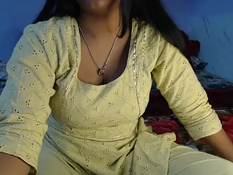 Freya nia online show from December 13, 2024, 4:05 pm