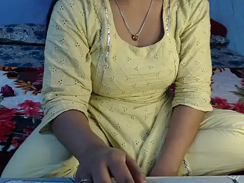 Freya nia online show from December 14, 2024, 1:16 pm