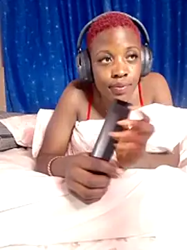 Snapshot of AssmaticNatty chatting on July 4, 2026, 4:24 pm AssmaticNatty online show from July 4, 2026, 4:24 pm