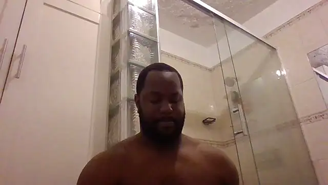 Bighood T online show from April 17, 2026, 4:26 am