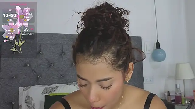 Meghan taylor   online show from February 14, 2026, 10:17 pm