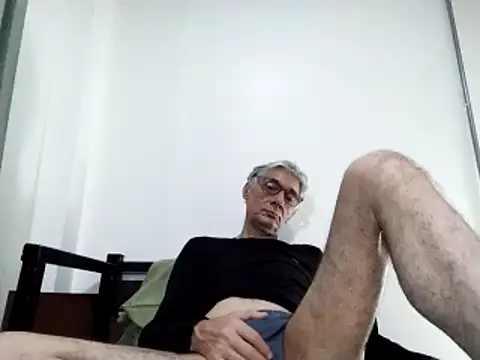 BIGUNCUTHARDCOCK online show from March 11, 2025, 10:51 am