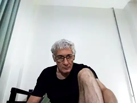 BIGUNCUTHARDCOCK online show from March 17, 2025, 7:46 am