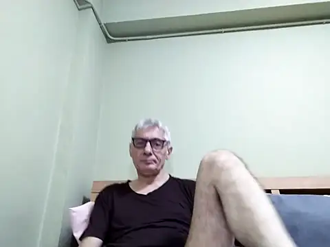 BIGUNCUTHARDCOCK online show from October 16, 2025, 2:34 am