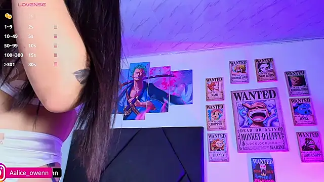 Aliceowenn online show from December 3, 2025, 8:07 pm