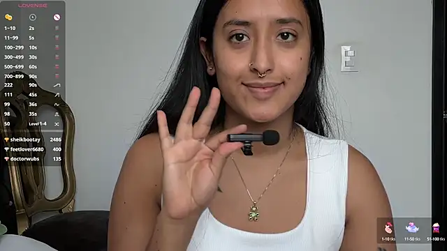 2SummerLove1 online show from March 2, 2025, 3:48 pm