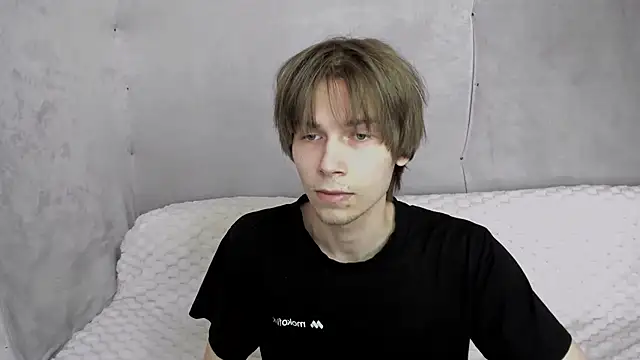 Makentoshi  online show from September 11, 2025, 7:30 am