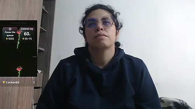 Anne purple online show from November 21, 2025, 4:38 pm