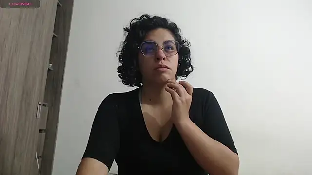 Anne purple online show from December 5, 2025, 4:47 pm