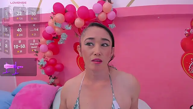 charlotte-11 online show from September 29, 2025, 5:18 pm