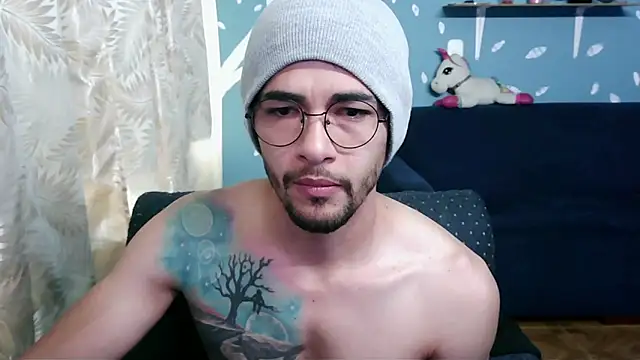 ponzothc online show from November 6, 2025, 8:32 pm