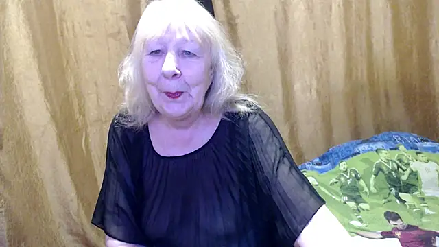  Estelitta 5 online show from February 7, 2025, 2:04 pm