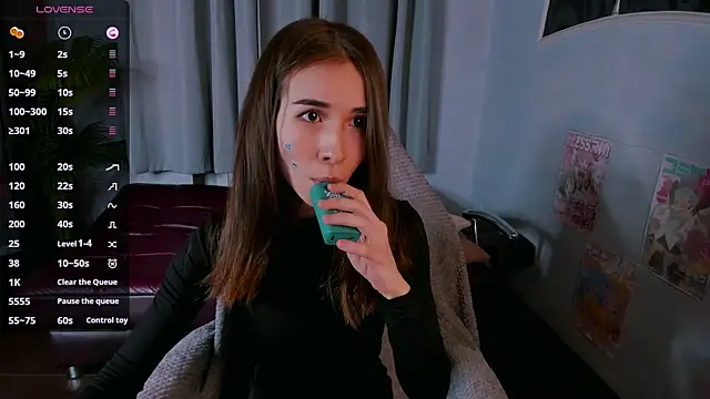 ashleyro1 online show from November 16, 2025, 1:06 pm