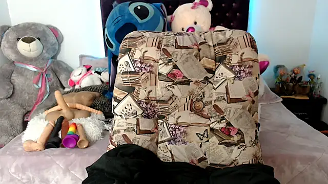 Lorenahot 06 online show from February 6, 2026, 7:17 pm