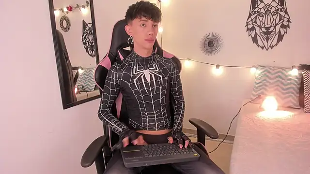 Tomy Rox online show from January 11, 2025, 8:43 pm