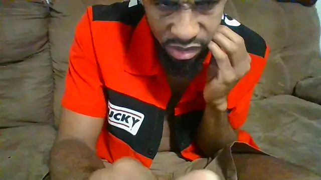 ExoticVibes69 online show from November 11, 2025, 6:57 am