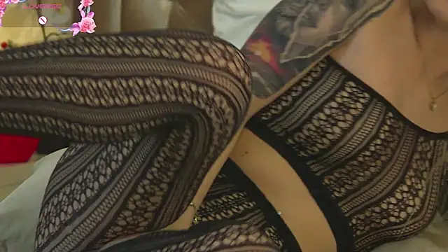 FrancescaMcGray online show from December 27, 2024, 1:39 pm