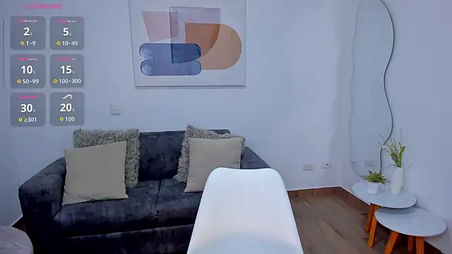 amandaconner online show from September 11, 2025, 9:20 am