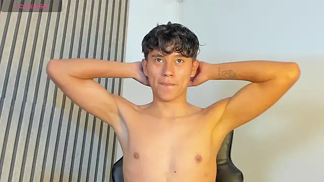Snapshot of Angel_esteban_fx chatting on April 27, 2026, 9:13 pm Angel esteban fx online show from April 27, 2026, 9:13 pm