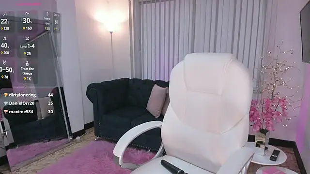 Aida adams online show from March 6, 2025, 10:47 pm