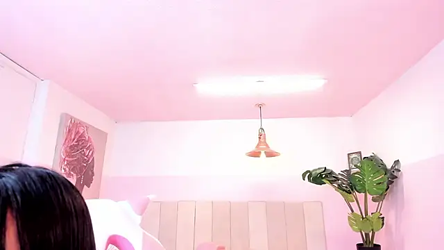 Red lady online show from January 23, 2025, 3:58 am