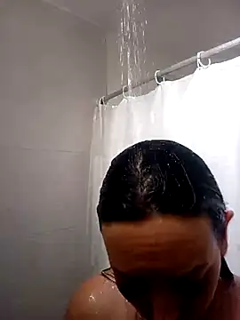 Laura martin  online show from February 19, 2026, 12:56 pm