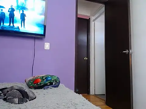 Laura martin  online show from March 11, 2026, 12:44 pm