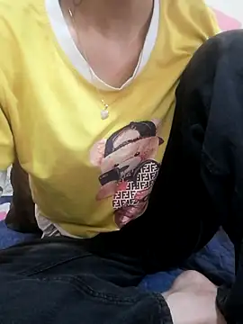 Snapshot of -Almira- chatting on September 10, 2025, 2:55 am -Almira- online show from September 10, 2025, 2:55 am