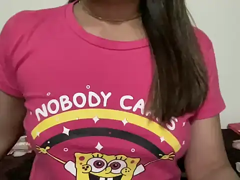 Queen-of-hearts55 online show from December 9, 2024, 11:03 pm